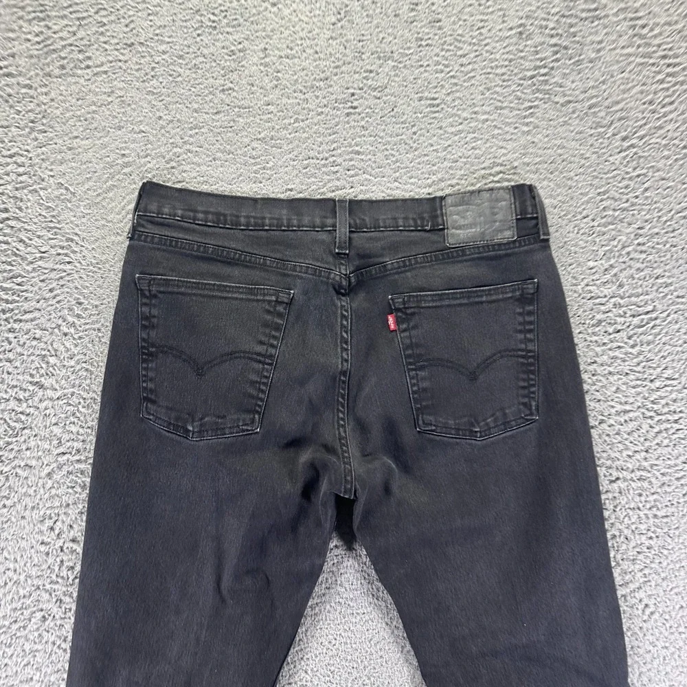 Levis before purchasing